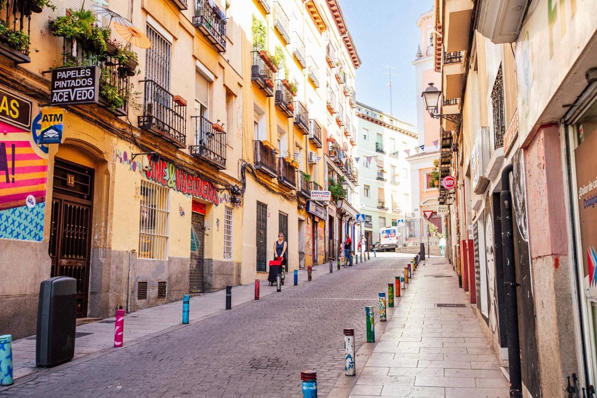 Rentadore Lavapies Studio Apartment Madrid Bagian luar foto