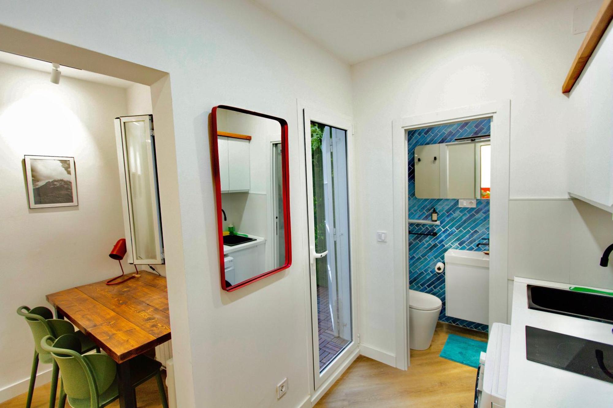 Rentadore Lavapies Studio Apartment Madrid Bagian luar foto