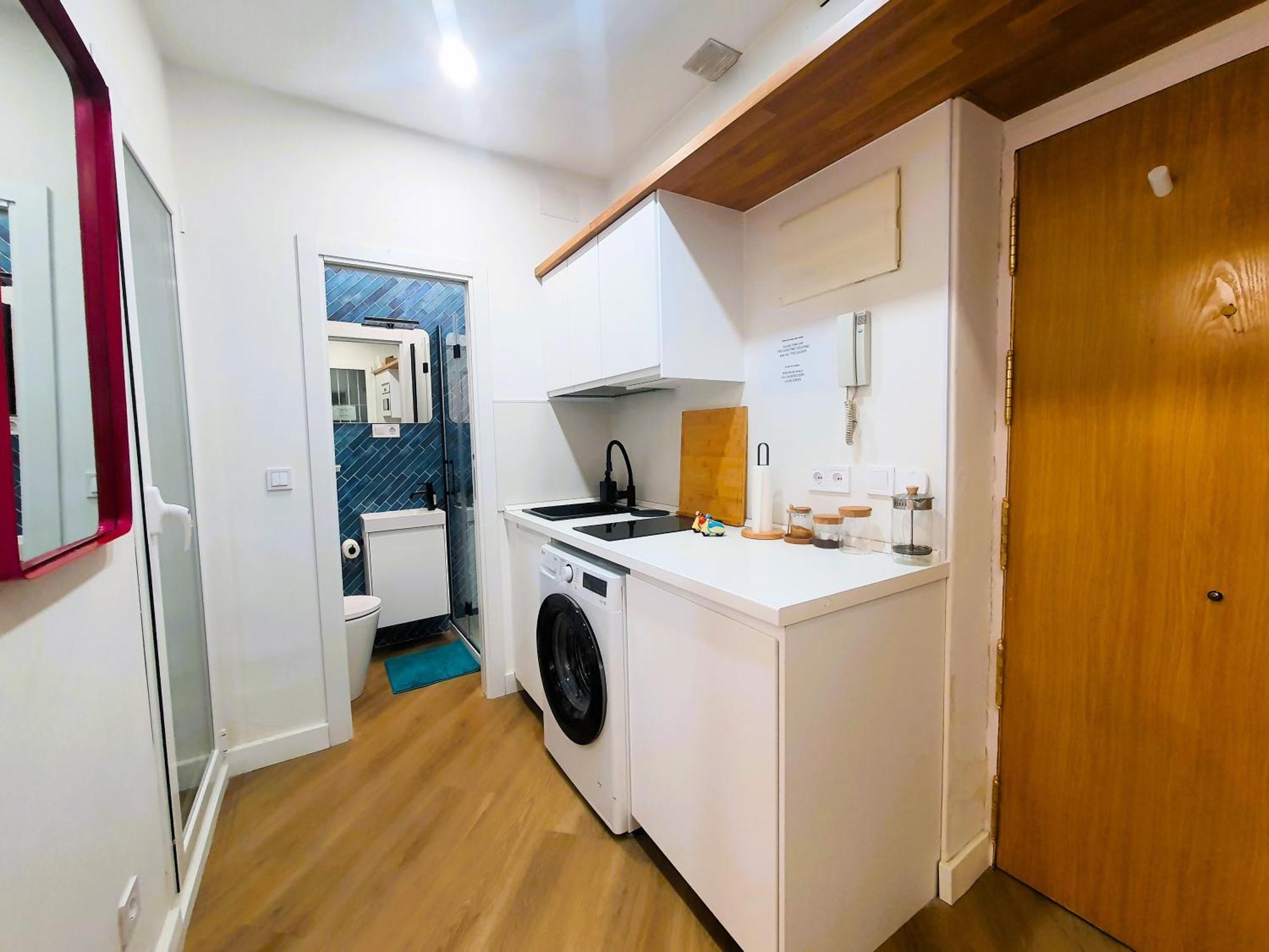 Rentadore Lavapies Studio Apartment Madrid Bagian luar foto
