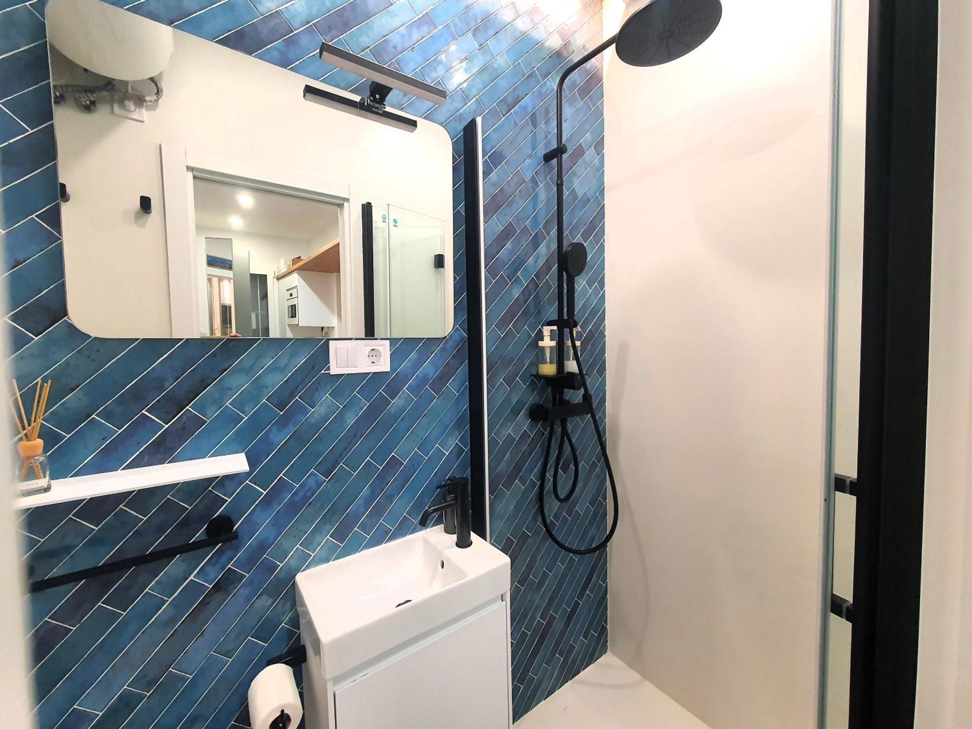 Rentadore Lavapies Studio Apartment Madrid Bagian luar foto